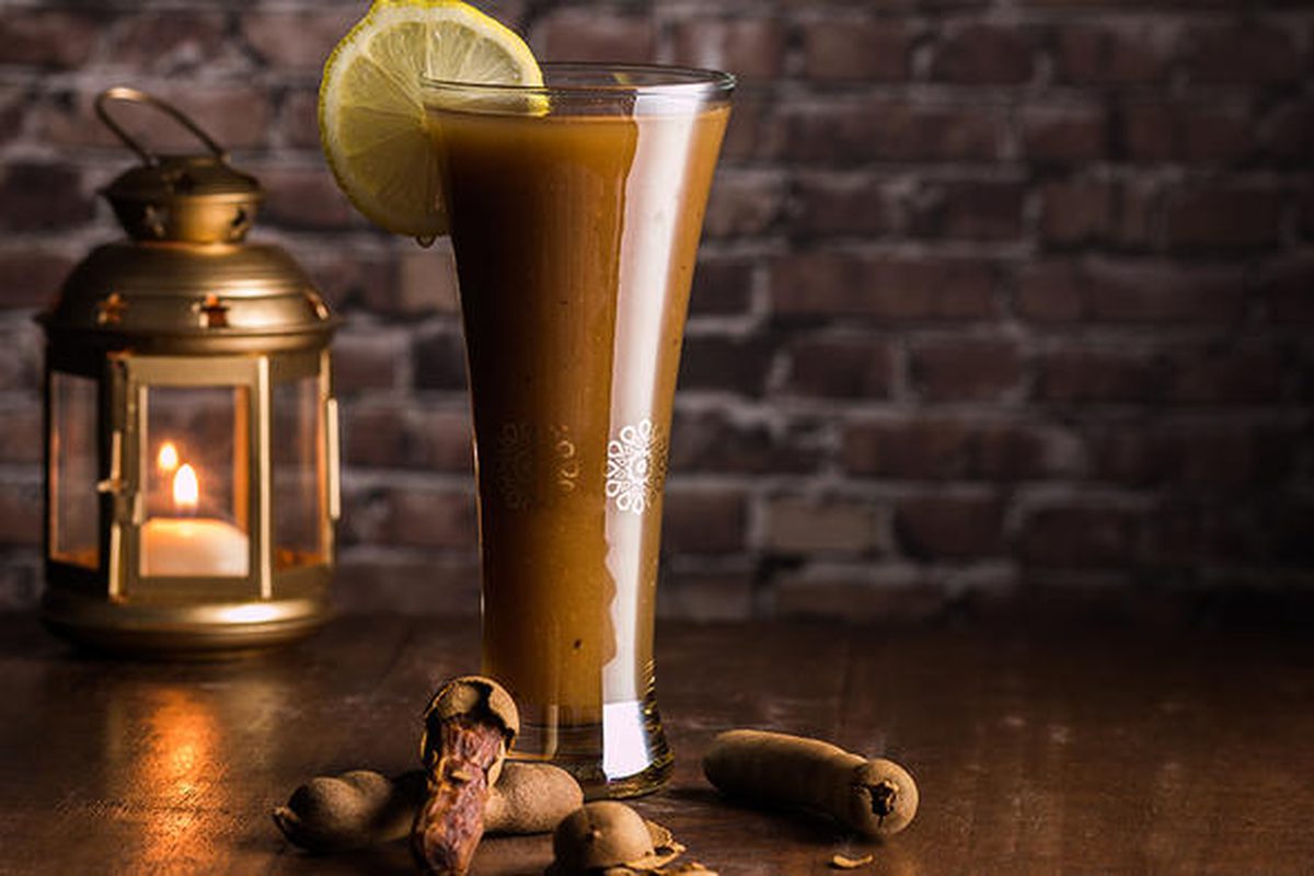 تأثير تناول الخروب في رمضان على مستويات السكر وضغط الدم