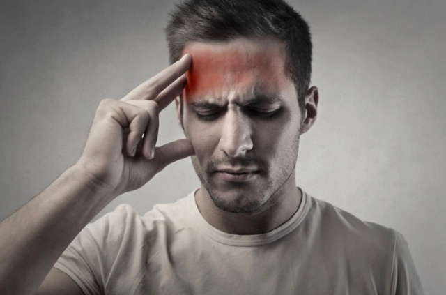 وداعاً لصداع الصيام.. 3 وصفات طبيعية تخلصك من آلام الرأس في رمضان