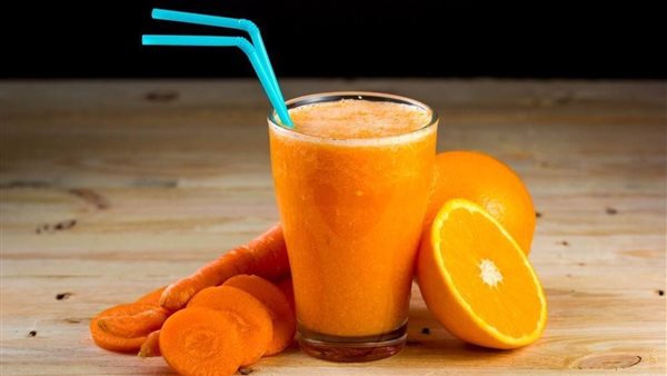 طريقة عمل عصير الجزر بالبرتقال الصحي لمائدة إفطار رمضان بخطوات بسيطة