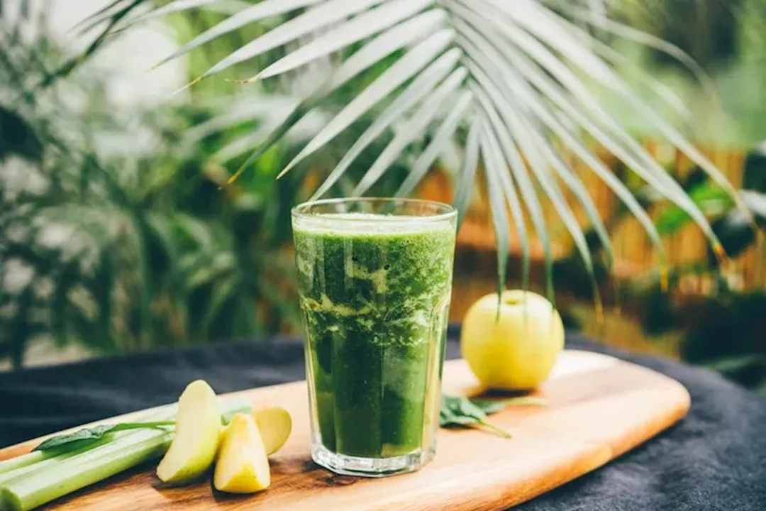 6 مشروبات تساعد على تعزيز إنتاج الكولاجين في الجسم