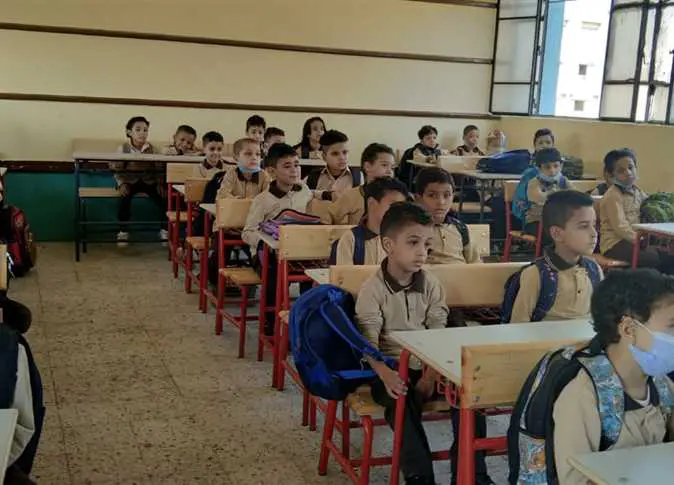 عاجل للطلاب وأولياء الأمور.. المديريات التعليمية تكشف تفاصيل امتحان شهر مارس لصفوف النقل