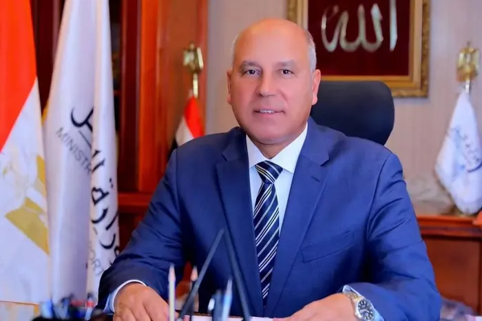 وزير النقل: لا زيادة في أسعار تذاكر وسائل النقل الجماعي