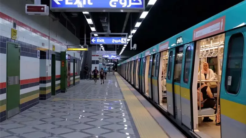 أول وآخر قطار.. مواعيد المترو والقطار الكهربائي في عيد الفطر 2026
