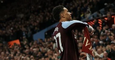 أستون فيلا يتأهل لنصف نهائي الدوري الأوروبي برباعية نظيفة في شباك بولونيا الإيطالي