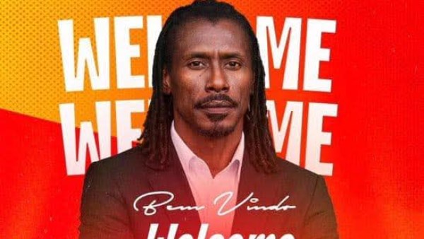 أليو سيسيه مدربًا جديدًا لمنتخب أنجولا بعد رحيله عن ليبيا