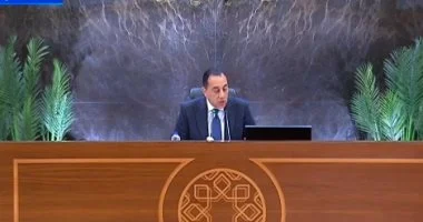 مدبولي يعلن قرب اكتشافات غاز طبيعي كبرى ويؤكد مراعاة محدودي الدخل بزيادات الكهرباء