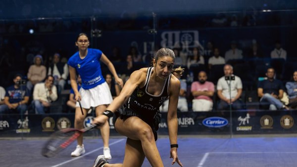 هانيا الحمامي تحجز مكانها في نهائي الجونة الدولية بعد تجاوز أمينة عرفي