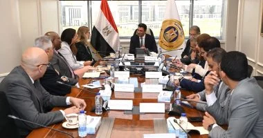 وزارة الصناعة: مباحثات مع «فولكس فاجن» لبدء التصنيع الفعلي للسيارات في مصر