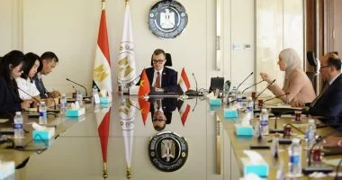 وزير التخطيط يبحث مع سفير فيتنام تعزيز الشراكة التنموية والتعاون الاقتصادي