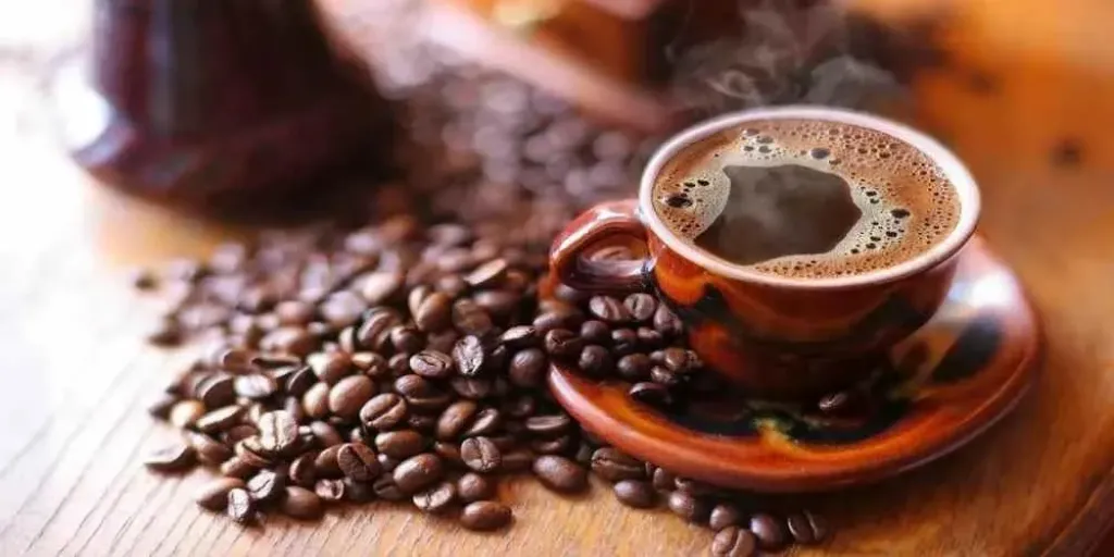 تفسير حلم القهوة للعزباء والمتزوجة والحامل عند العالم ابن سيرين