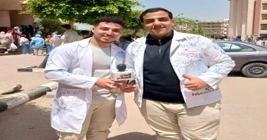 آخر يوم عملى.. طلاب تمريض الزقازيق يوثقون أجمل ذكرياتهم: أجمل أيام العمر