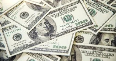 أسعار الدولار اليوم الأحد 3 مايو 2026 في البنوك.. 53.57 جنيه للشراء في «المصرف المتحد»