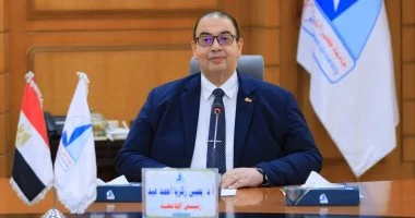 إجراء جراحات دقيقة ومتقدمة بالشرايين السباتية بمستشفى كفر الشيخ الجامعى