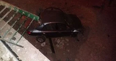 إصابة شاب فى انقلاب سيارة ملاكى على الطريق الدائرى بالإسماعيلية