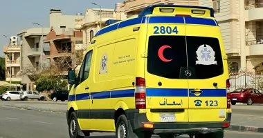 إصابة شخص سقط من أعلى كوبرى فى قنا