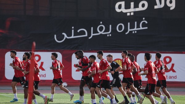 الأهلي يرفع حالة الطوارئ قبل مواجهة المصري البورسعيدي