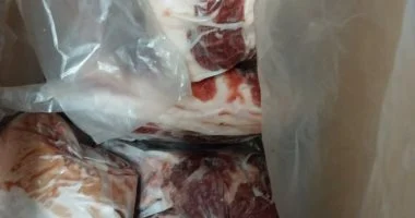 التحفظ على 325 كيلو جرام من لحوم الخنزير المجمدة داخل ثلاجة فى بورسعيد
