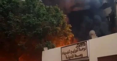 الحماية المدنية تحاول السيطرة على حريق بمخزن بجوار مجلس مدينة أسوان