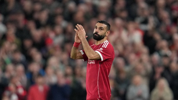 القرار النهائي لم يحسم.. محمد صلاح يرفض المجازفة مع ليفربول استعدادا لـ كأس العالم