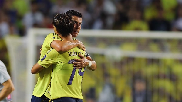 الهلال يؤجل تتويج النصر بالدوري السعودي في الوقت القاتل