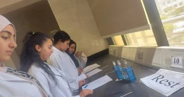 انطلاق الامتحانات العملية لبرنامج تكنولوجيا المختبرات الطبية بجامعة الإسماعيلية الأهلية