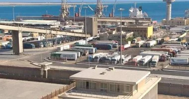 تداول 17 ألف طن و1029 شاحنة بضائع عامة ومتنوعة بموانئ البحر الأحمر