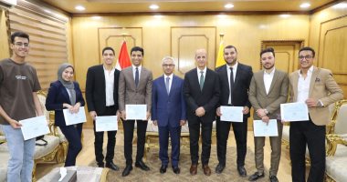 تكريم طلاب الحاسبات والذكاء الاصطناعى ببنى سويف لتميزهم فى سيسكو الاحترافية