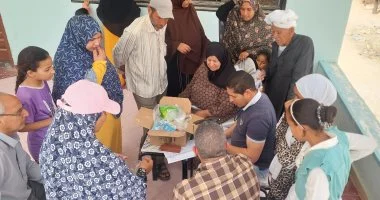 جامعة القناة تنظم قافلة شاملة تخدم أهالى الجزيرة الخضراء بالتل الكبير بالإسماعيلية