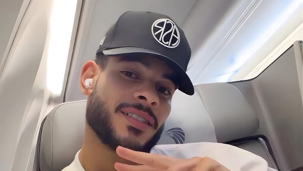 دونجا يصل إلى القاهرة لمساندة الزمالك في مباراة الغد.. تفاصيل