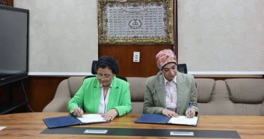 رئيس جامعة الأقصر ونائب وزير الصحة يوقعان بروتوكولا لتفعيل مبادرة الألف يوم الذهبية