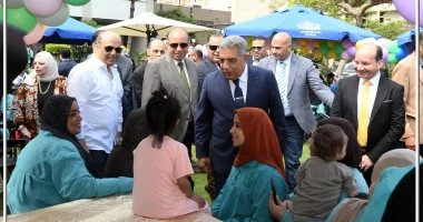 رئيس جامعة المنصورة ومحافظ الدقهلية يشاركان مستشفى الأطفال الاحتفال بعيد الأضحى