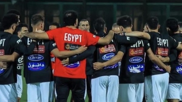 رئيس شركة العاصمة الجديدة يكشف سبب نقل مباراة مصر وروسيا