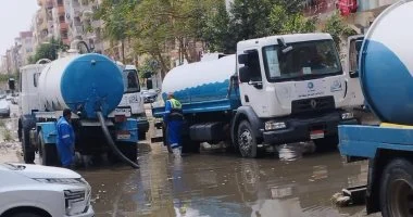 رئيس مياه القناة يتابع ميدانياً التعامل مع عطل محطة رفع صرف صحى الزهور بالإسماعيلية