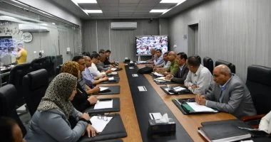 سكرتير عام الفيوم يشارك فى اجتماع لمتابعة التقنين وإزالة مخالفات البناء