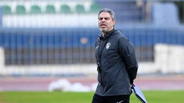 لخلافة معتمد جمال.. الزمالك يفاوض برتغالي ومدرب الجيش الملكي