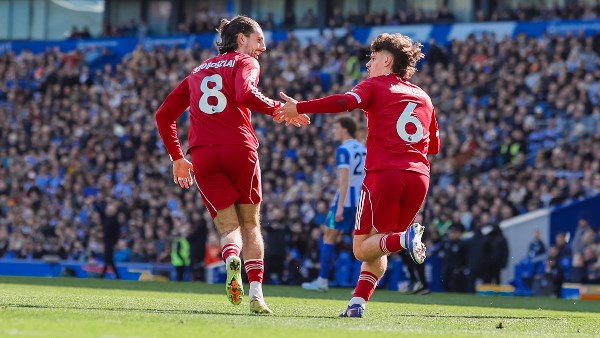 ليفربول يتأخر بهدف في الشوط الأول أمام أستون فيلا