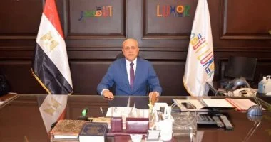 محافظ الأقصر يصدر قرارا بوقف عمل رجال النظافة ميدانيا خلال ساعات الذروة