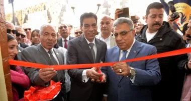 محافظ الدقهلية ومساعد وزير الخارجية يفتتحان مكتب توثيق بالسنبلاوين