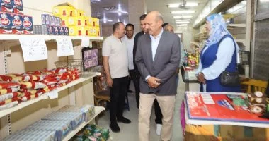 محافظ السويس يتابع توافر السلع واللحوم بـ”دلتا ماركت” بأسعار مناسبة