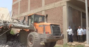 محافظ القليوبية يقود حملة مكبرة لإزالة مخالفات بناء بالقناطر الخيرية