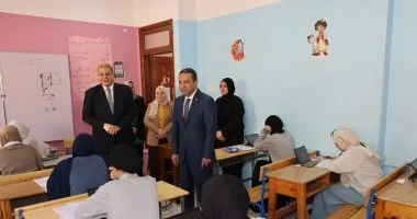 محافظ المنوفية يتفقد لجان امتحانات صفوف النقل الإبتدائية والإعدادية والثانوية