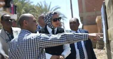 محافظ الوادي الجديد تتابع أعمال إحلال وتجديد الوحدة البيطرية بالراشدة