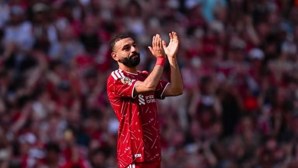 مصادر.. صلاح قد يغيب عن ودية مصر وروسيا بفرمان العميد