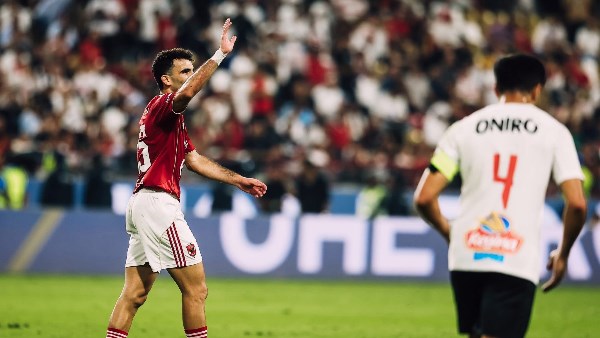 مهربتش قدام الزمالك.. زيزو يكشف تفاصيل مثيرة عن قمة الدوري