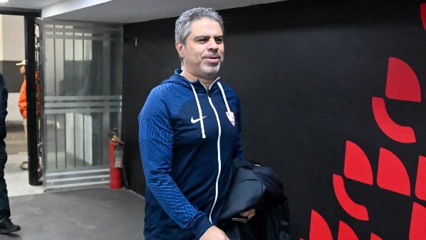 موقف معتمد جمال من الاستمرار مع الزمالك بعد خسارة الكونفدرالية