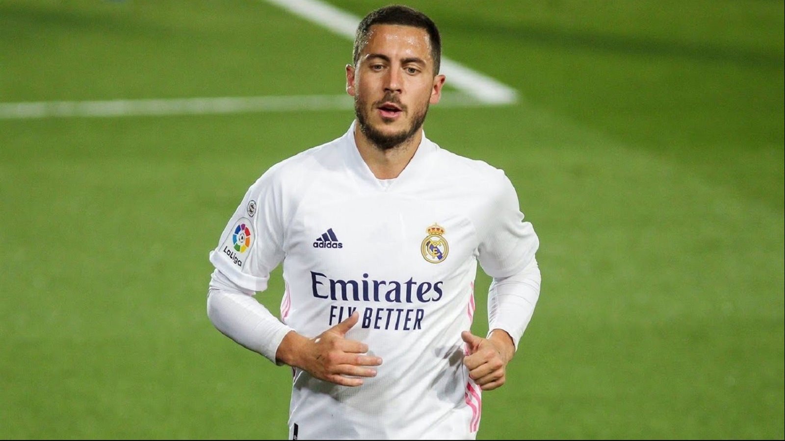 هازارد يكشف كواليس الرقم 7 في ريال مدريد: لم أطلب قميص رونالدو.. ومودريتش رفض منحي الرقم 10