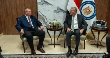 وزير البترول يبحث مع «إكسون موبيل» التوسع في إنتاج وتوزيع الزيوت وزيادة الاستثمارات