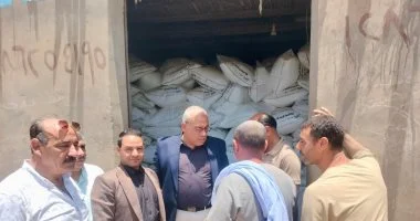 وكيل زراعة سوهاج يقود جولات ميدانية مكثفة لضمان توافر الأسمدة بمركز طهطا