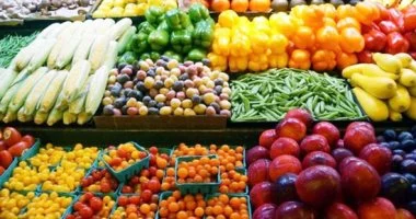 أسعار الخضراوات والفاكهة فى أسواق أسوان اليوم الثلاثاء