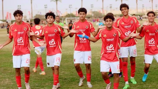 إعلامي: أحمد السيد وأيمن أشرف وعمرو أنور ضمن ترشيحات الأهلي الإدارية